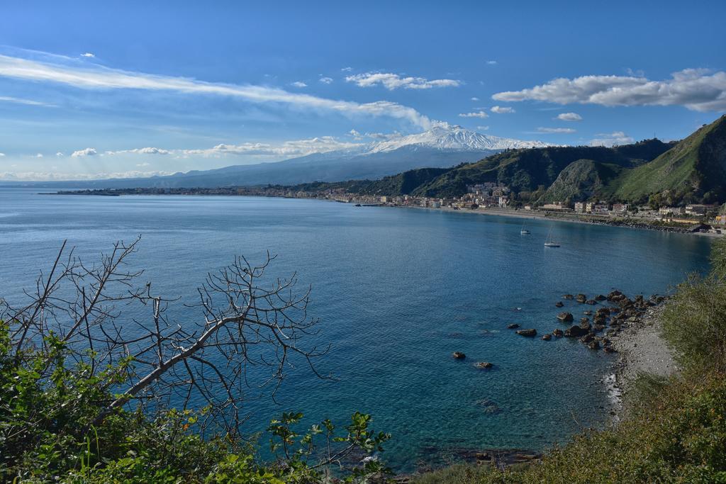 Charming Place Таормина Екстериор снимка